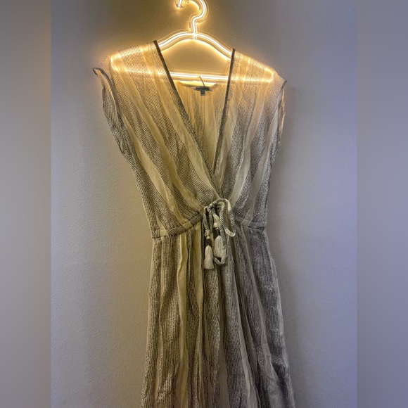 New Blue Island Silver White Wrap Maxi Dress Striped Glitter V Neck Spring - Picture 14 of 16